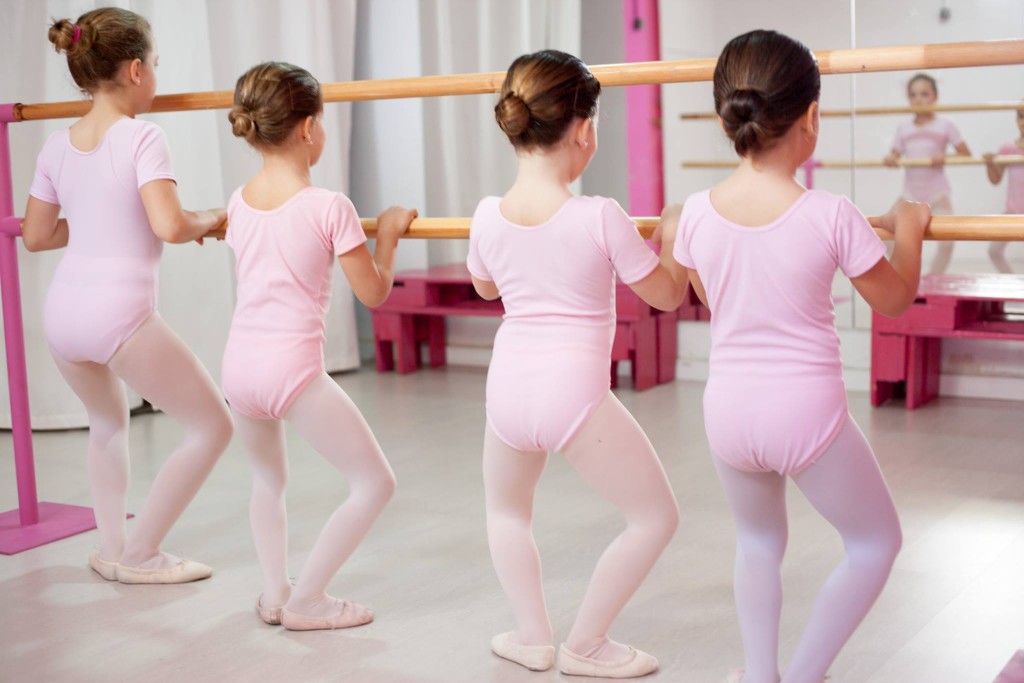 actividades extraescolares Foto de Baby Ballet, Tomares , Sevilla.