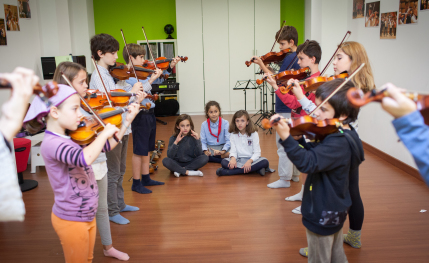Escuela de Música de Pedagogía Suzuki 