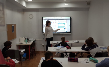 Academia de idiomas y refuerzo escolar 