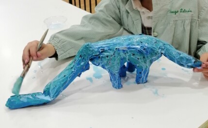Academia d'art, manualitats, pintura