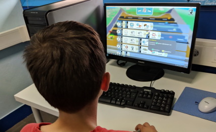 Academia de robótica educativa y tecnología