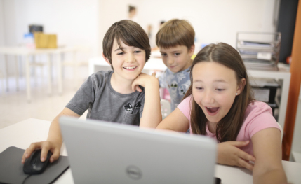 Academia de robótica educativa y tecnología
