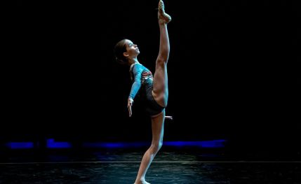 Escuela de danza y artes escénicas