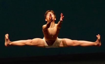 Escuela de danza y artes escénicas