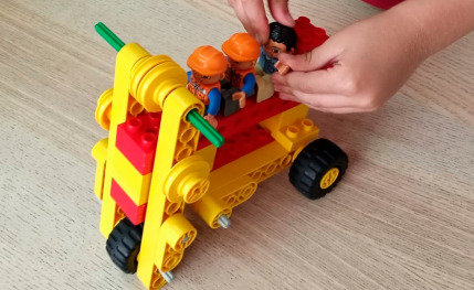 Academia de robótica educativa y programación