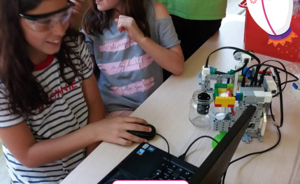 Academia de robótica educativa y programación