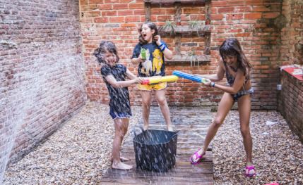 Clases de danza aérea para niños y adultos