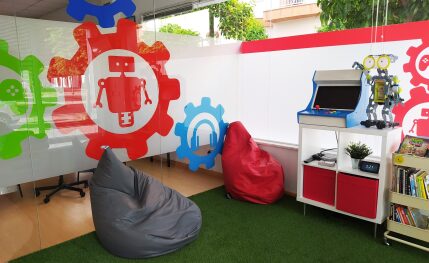 Academia tecnológica, robótica, programación
